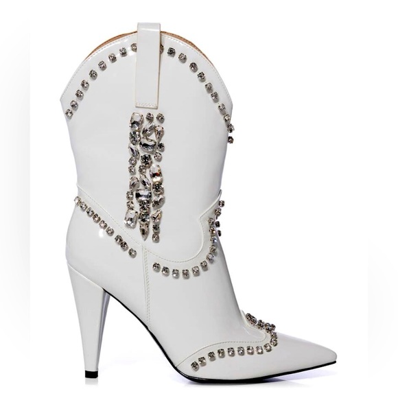 Azalea Wang White & Metallic Silver Embellished Western Stiletto Boot - Picture 1 of 7